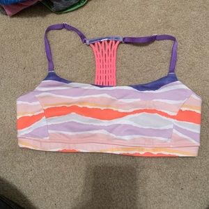 Lululemon sports bra